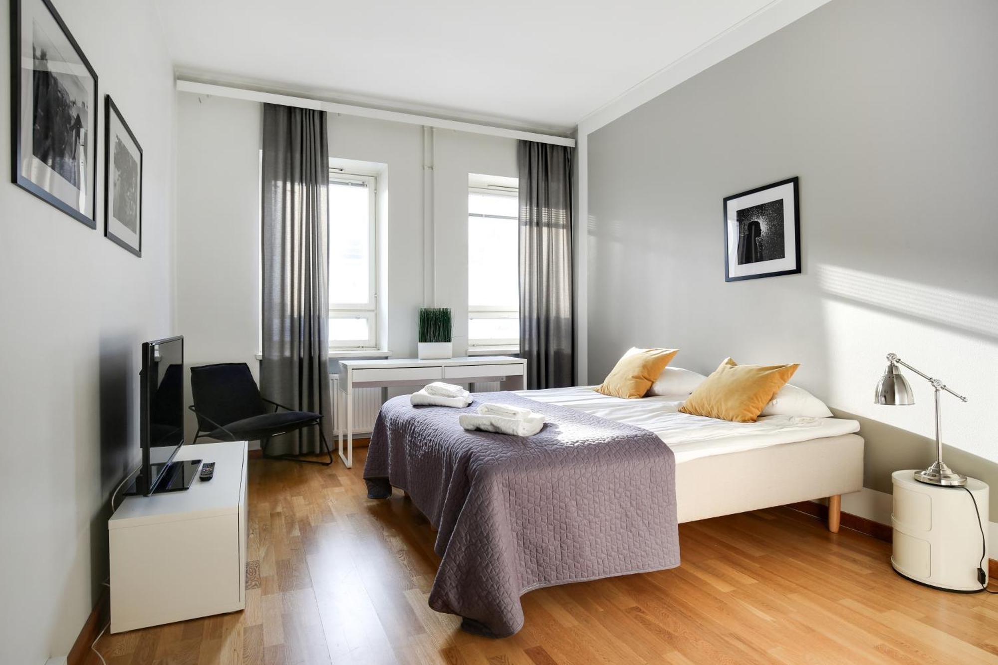 Kotimaailma Apartments Kamppi - 2Br In The City Center With Code Lock Хельсинки Экстерьер фото