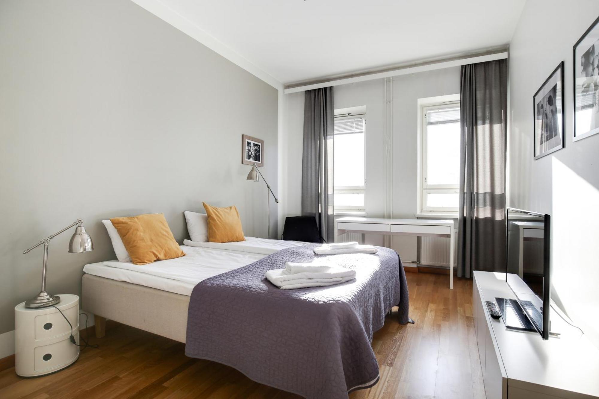 Kotimaailma Apartments Kamppi - 2Br In The City Center With Code Lock Хельсинки Экстерьер фото