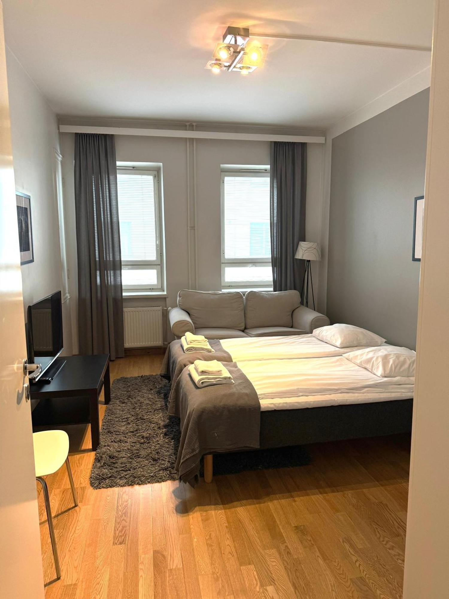 Kotimaailma Apartments Kamppi - 2Br In The City Center With Code Lock Хельсинки Экстерьер фото